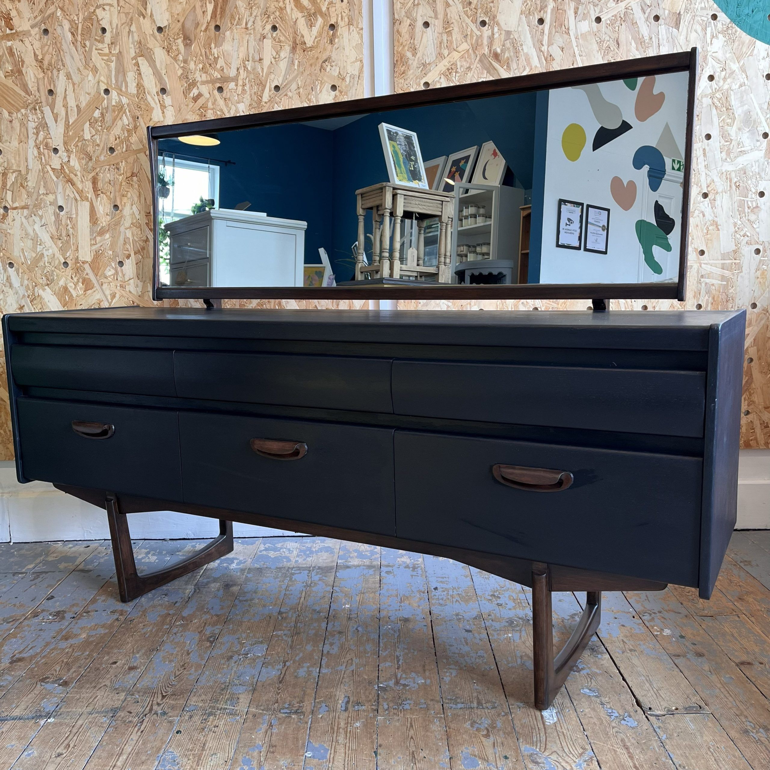 'Mia' Upcycled Black Dressing Table - Image 2