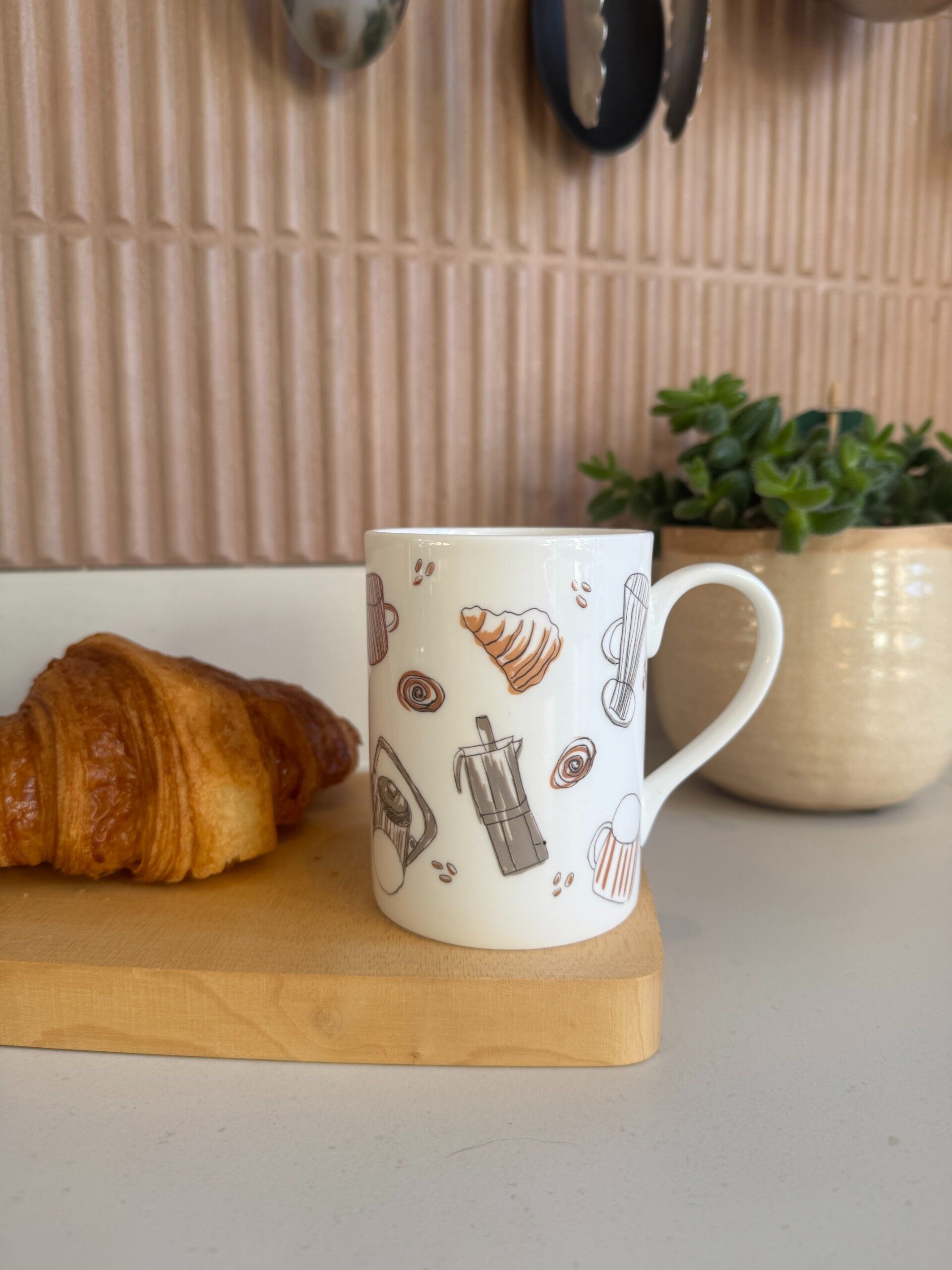 'Cafe' Fine Bone China Mug