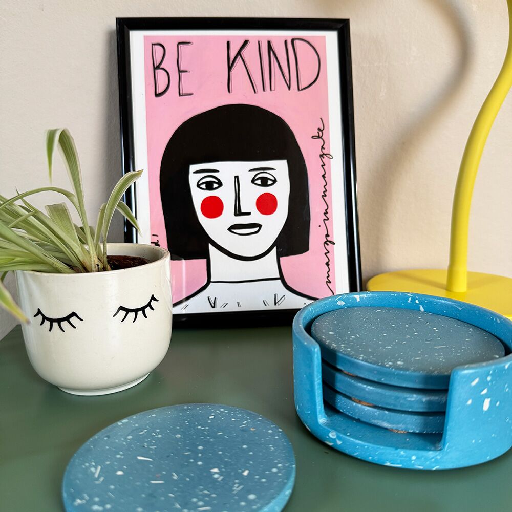 Handmade Jesmonite Coaster Set / Stylish Drink Coasters with Holder - Image 4