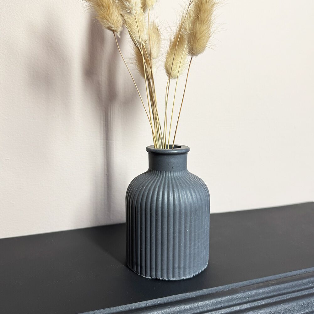 Handmade Jesmonite Modern Ribbed Bud Vase - Image 2