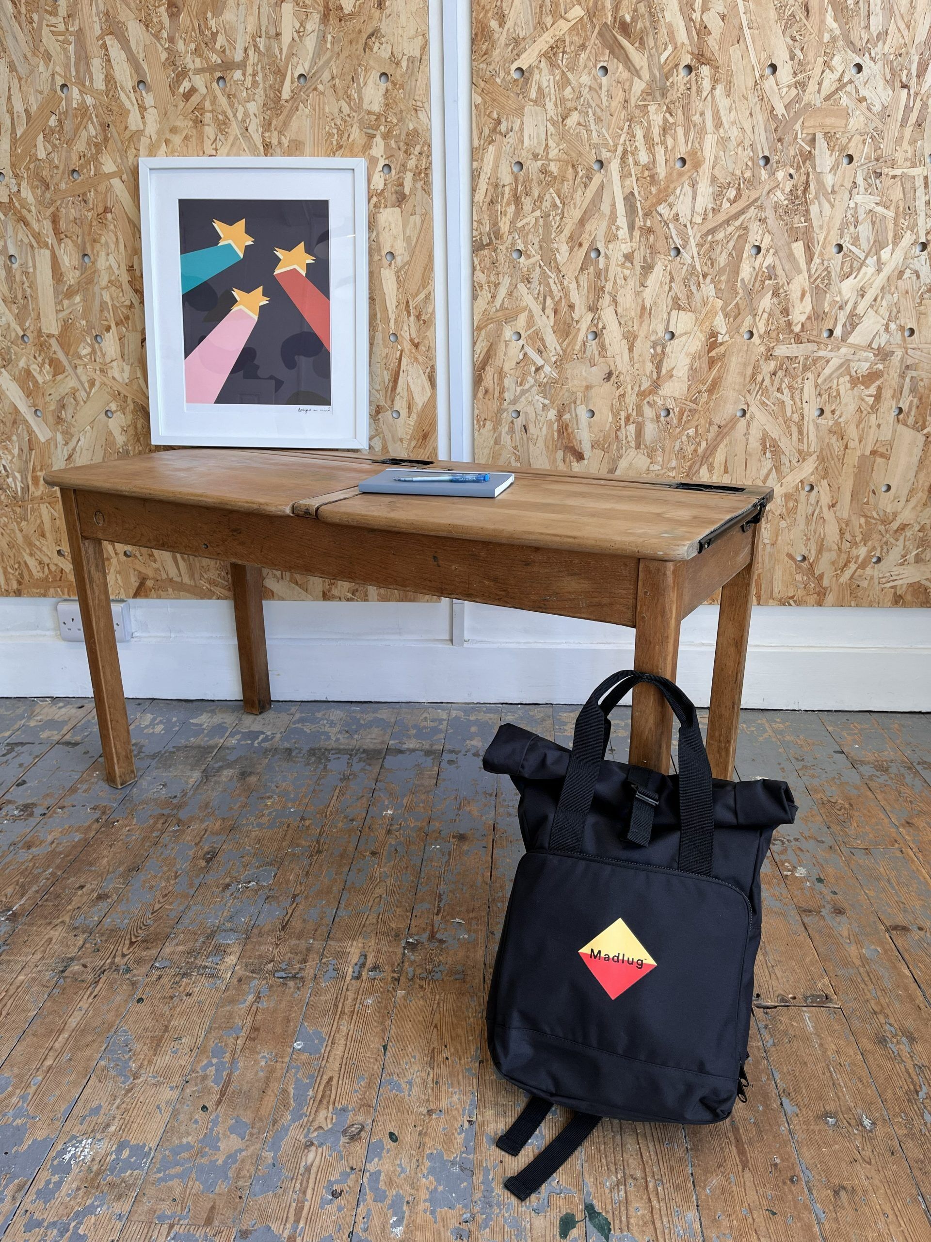 'Phoebe' School Desk - Image 2